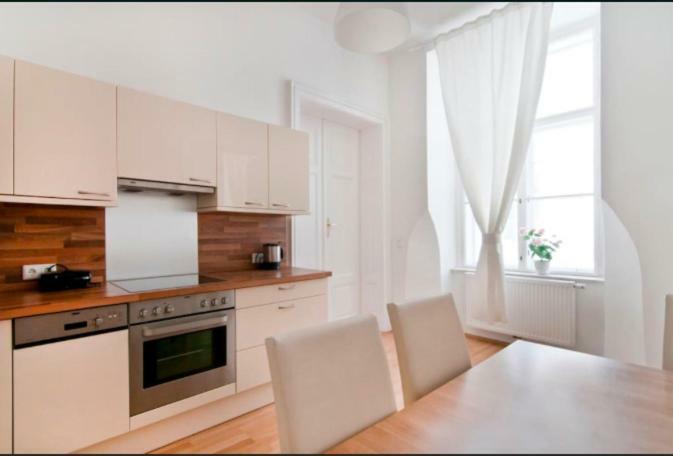 Apartment In Stephansplatz Vienna Luaran gambar